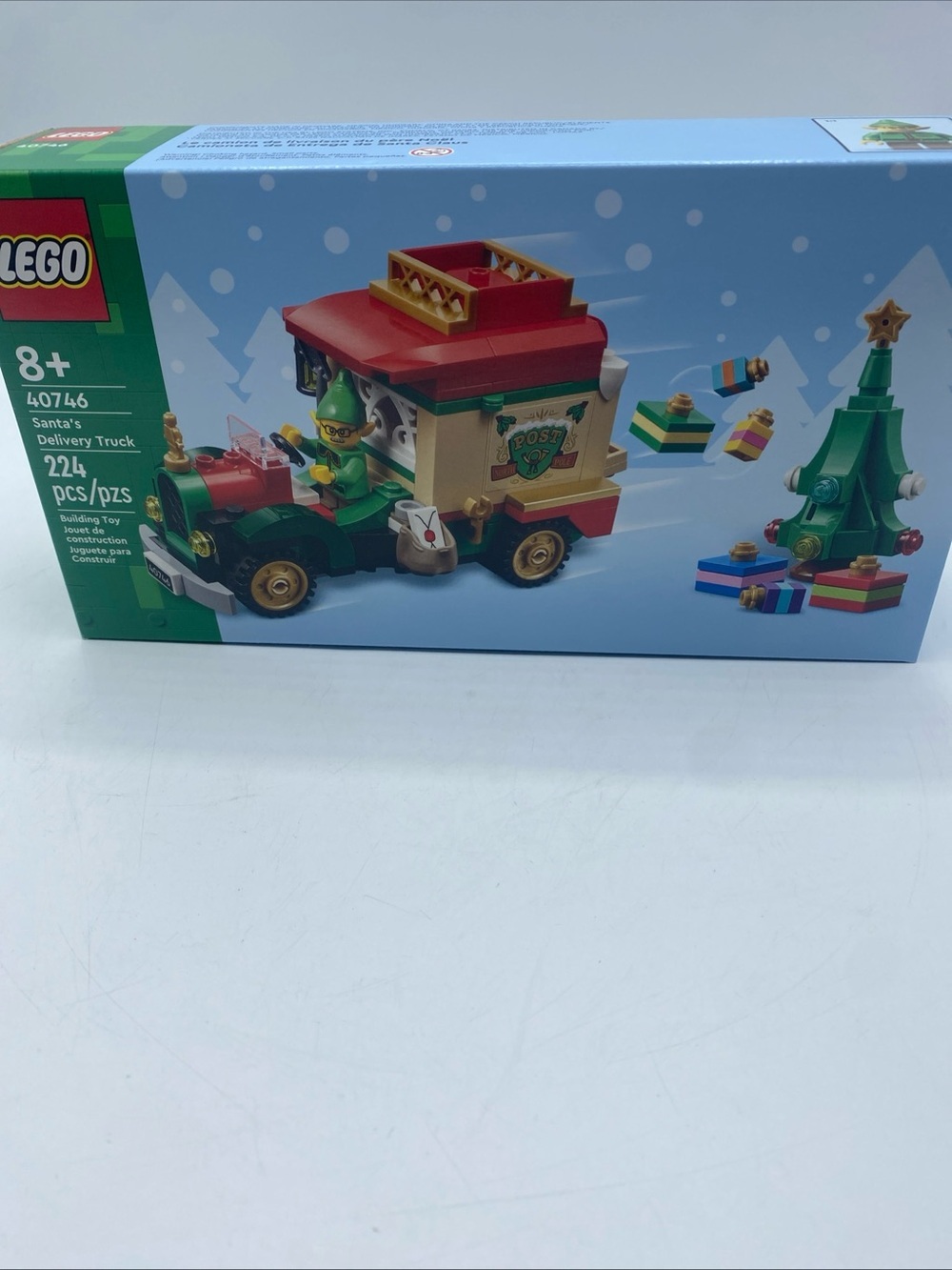 LEGO Santa's Delivery Truck (40746) 224pcs New/Sealed 2025 Christmas Holiday Elf